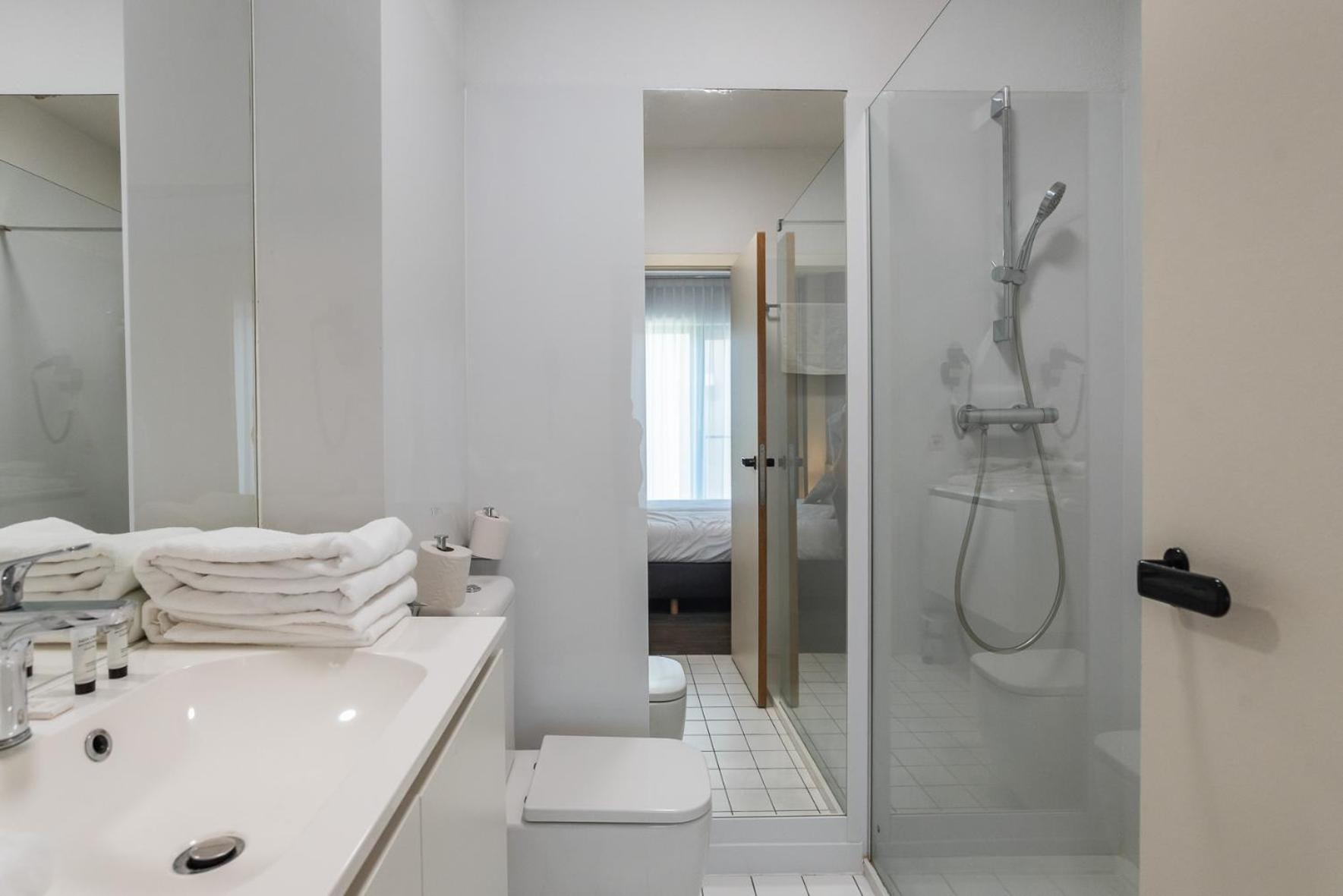 Hobbit Hotel Brussels Airport ซาเวนเตม ภายนอก รูปภาพ