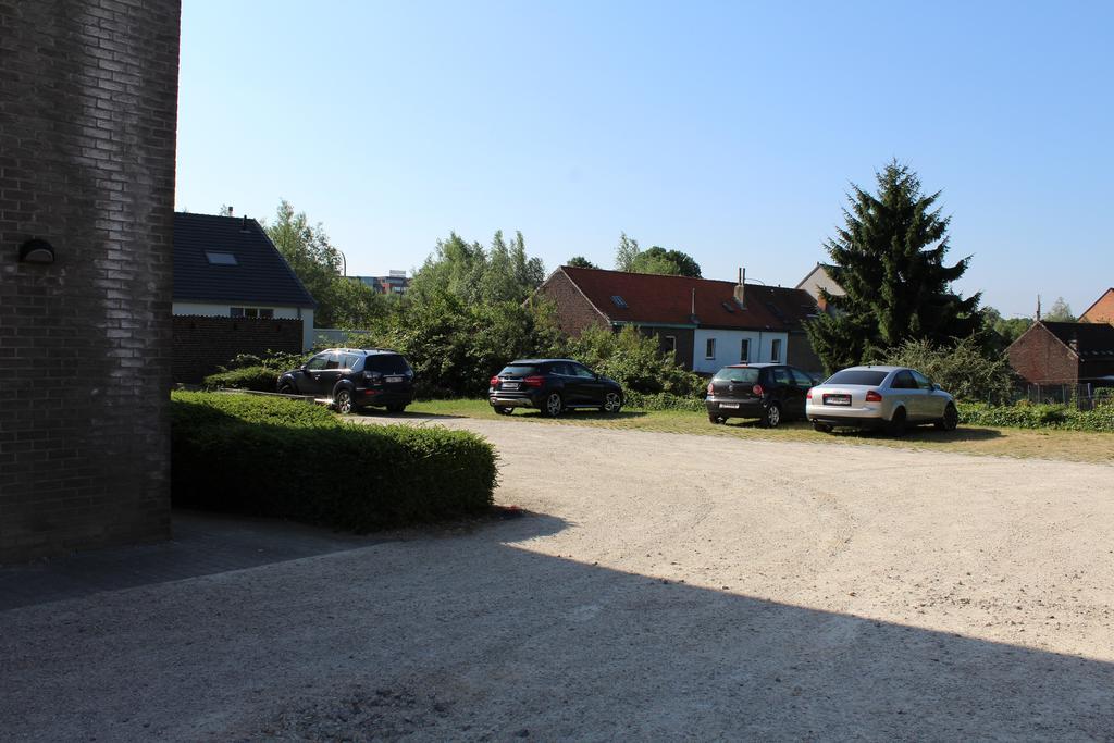 Hobbit Hotel Brussels Airport ซาเวนเตม ภายนอก รูปภาพ