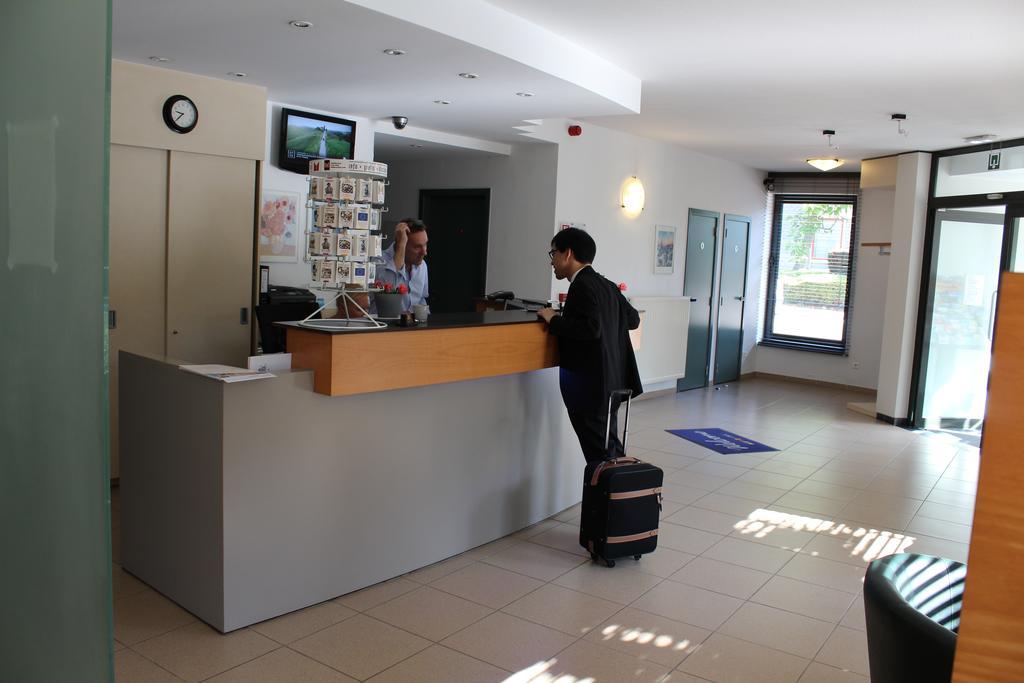 Hobbit Hotel Brussels Airport ซาเวนเตม ภายนอก รูปภาพ
