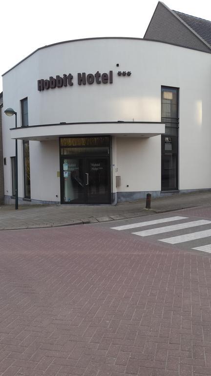 Hobbit Hotel Brussels Airport ซาเวนเตม ภายนอก รูปภาพ