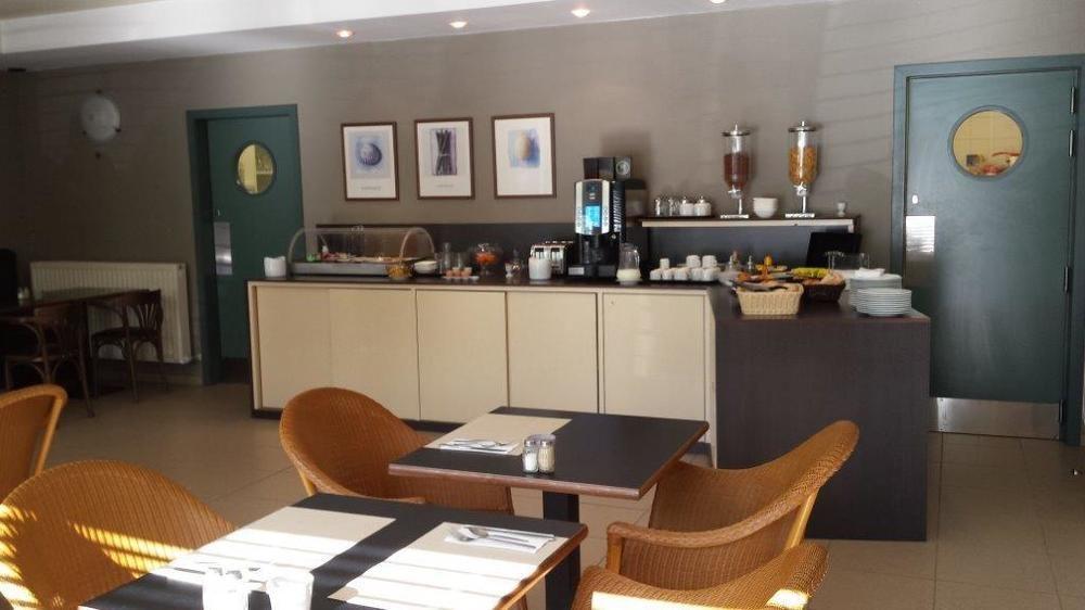 Hobbit Hotel Brussels Airport ซาเวนเตม ภายนอก รูปภาพ