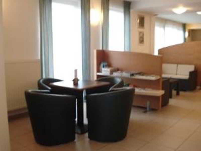 Hobbit Hotel Brussels Airport ซาเวนเตม ภายนอก รูปภาพ
