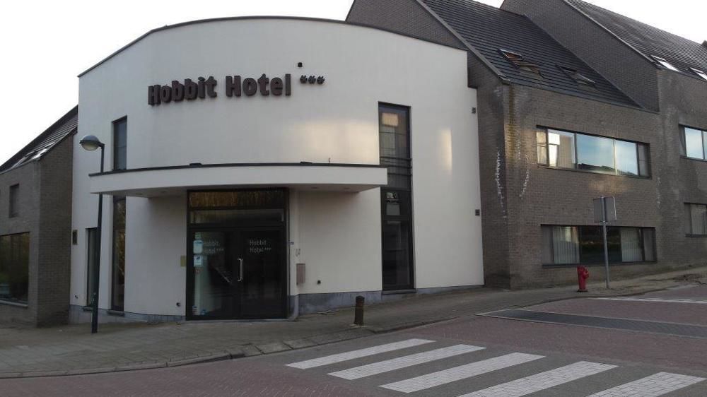 Hobbit Hotel Brussels Airport ซาเวนเตม ภายนอก รูปภาพ